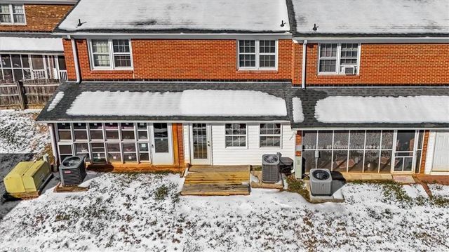 311 Salisbury Street 29, Kernersville, NC 27284