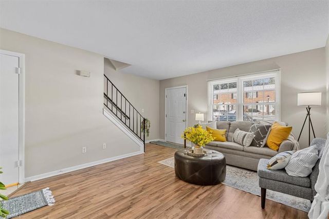 311 Salisbury Street 29, Kernersville, NC 27284