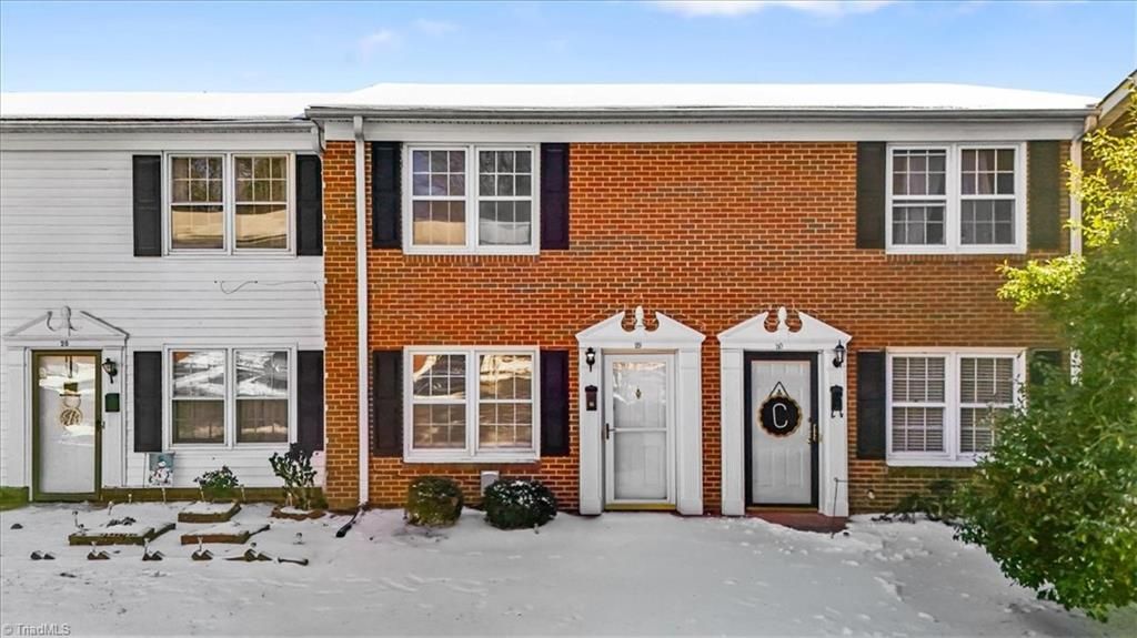 311 Salisbury Street 29, Kernersville, NC 27284