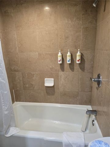 1850 Ala Moana Boulevard 1011, Honolulu, HI 96815