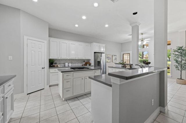 8223 Malardcrest Drive, Humble, TX 77346