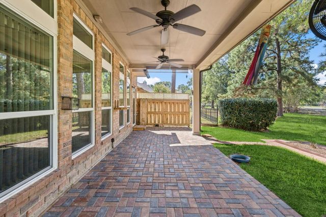 8223 Malardcrest Drive, Humble, TX 77346