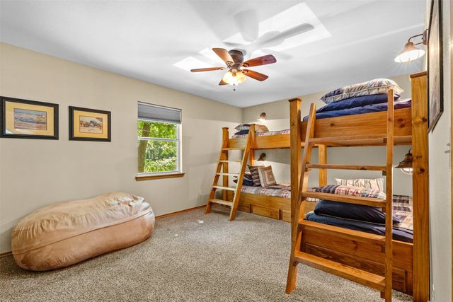 115 Larsen Ln, Scroggins, TX 75480