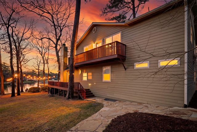 115 Larsen Ln, Scroggins, TX 75480