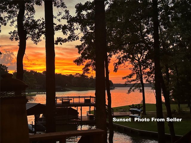 115 Larsen Ln, Scroggins, TX 75480