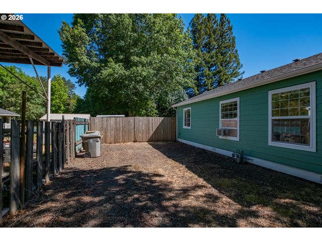 3605 Ne ADAH Ave, Albany, OR 97322