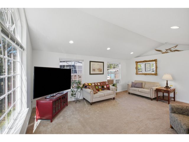 3605 Ne ADAH Ave, Albany, OR 97322
