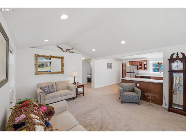 3605 Ne ADAH Ave, Albany, OR 97322