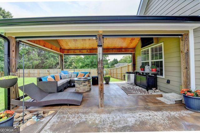 1003 Arbor Lake Walk, Hoschton, GA 30548