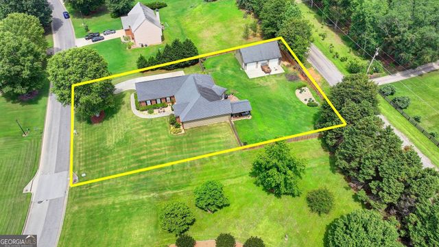 1003 Arbor Lake Walk, Hoschton, GA 30548