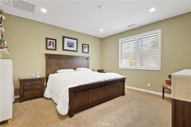 10902 Flora Park Way, Cypress, CA 90720