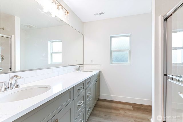 308 N Sandy Loop, Moses Lake, WA 98837