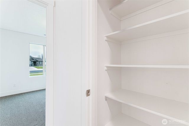 308 N Sandy Loop, Moses Lake, WA 98837