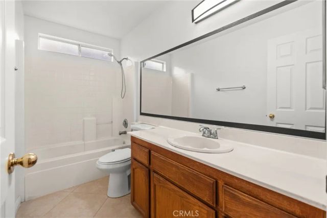 6200 Trinidad Court, Bakersfield, CA 93313
