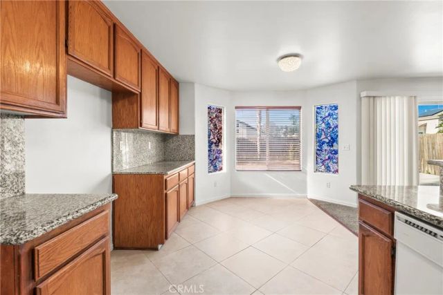 6200 Trinidad Court, Bakersfield, CA 93313