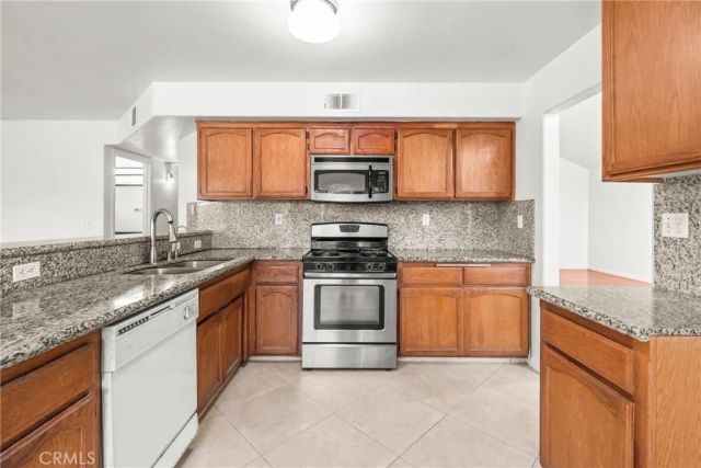 6200 Trinidad Court, Bakersfield, CA 93313