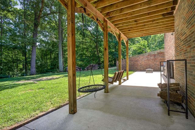 1331 Apple Valley Ct, Cookeville, TN 38501