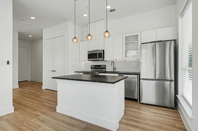 2217 N Fitzhugh Avenue 207, Dallas, TX 75204