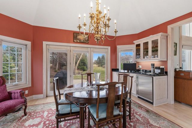 12434 N Golf DRIVE, Mequon, WI 53092