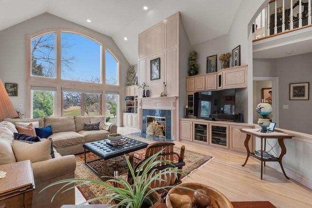 12434 N Golf DRIVE, Mequon, WI 53092