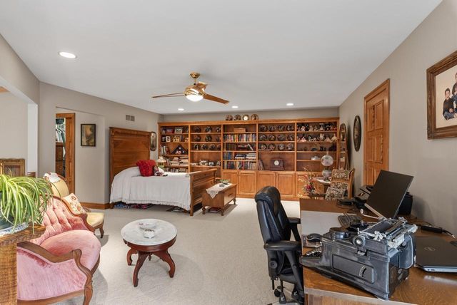 12434 N Golf DRIVE, Mequon, WI 53092