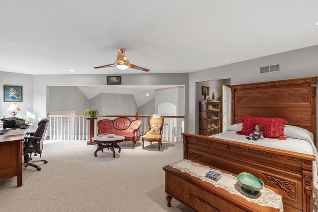 12434 N Golf DRIVE, Mequon, WI 53092