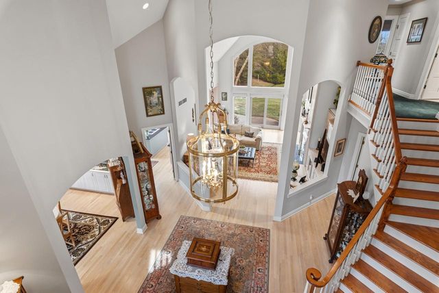 12434 N Golf DRIVE, Mequon, WI 53092