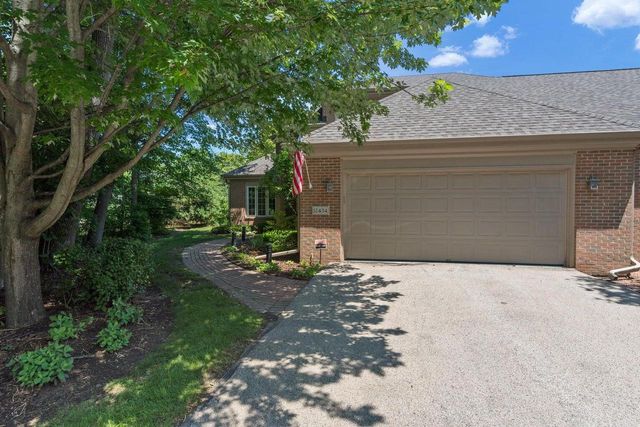 12434 N Golf DRIVE, Mequon, WI 53092