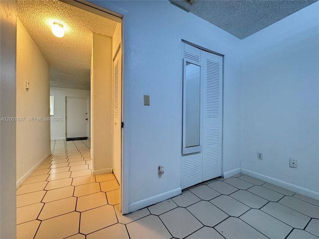 10765 SW 4th St 8, Sweetwater, FL 33174