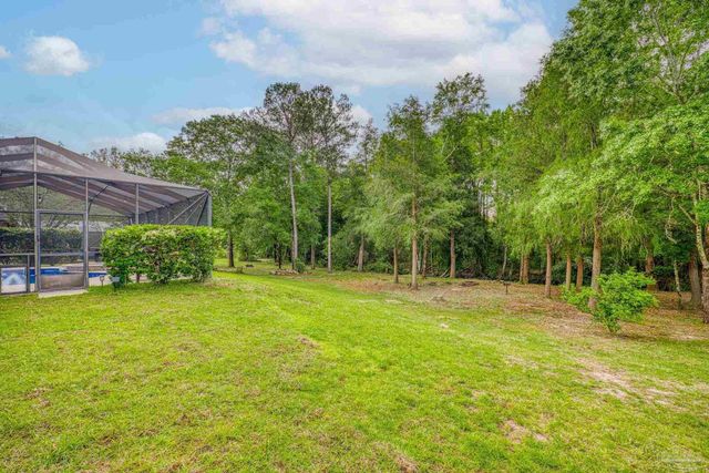 2926 Greystone Dr, Pace, FL 32571