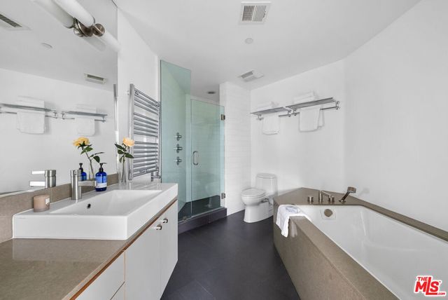 2913 3rd Street 304, Santa Monica, CA 90405