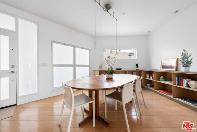 2913 3rd Street 304, Santa Monica, CA 90405