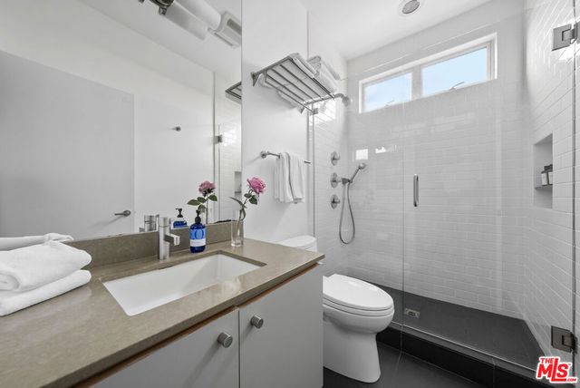 2913 3rd Street 304, Santa Monica, CA 90405