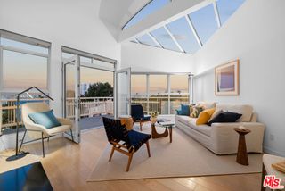 2913 3rd Street 304, Santa Monica, CA 90405
