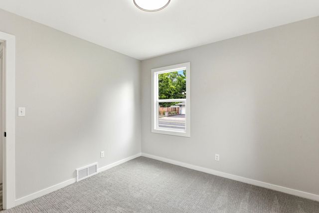 8200 Clinton Avenue S, Bloomington, MN 55420