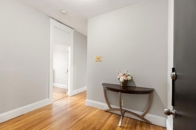 78 Glenville Ave 9, Boston, MA 02134