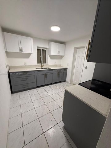 2445 SW 90th Avenue 1, Miami, FL 33165