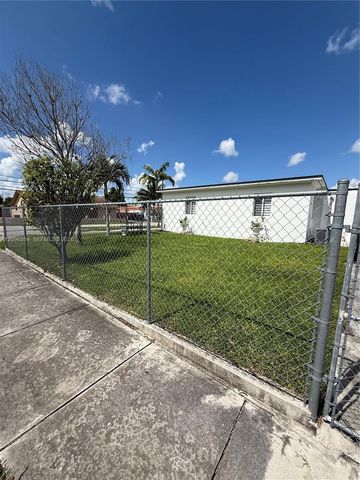 2445 SW 90th Avenue 1, Miami, FL 33165