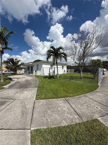 2445 SW 90th Avenue 1, Miami, FL 33165