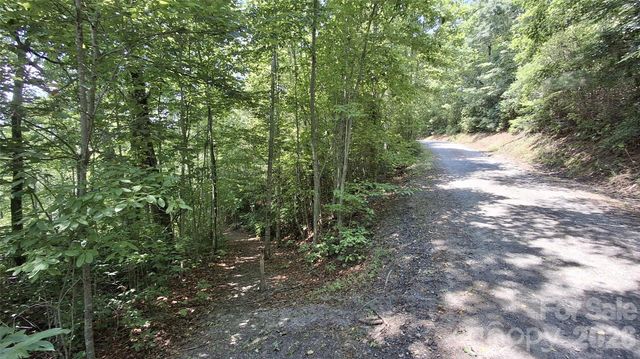 521 Signal Ridge 26, Sylva, NC 28779