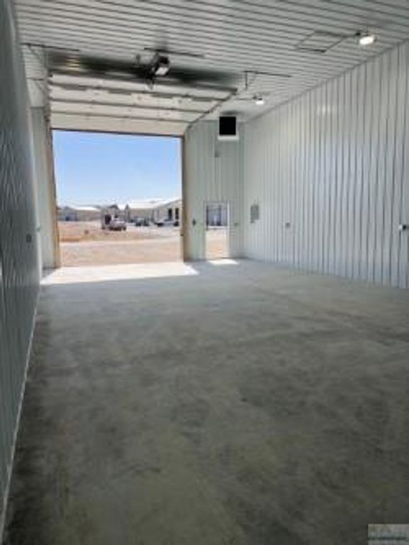 822 E Man Cave Street, Billings, MT 59106 photo 3