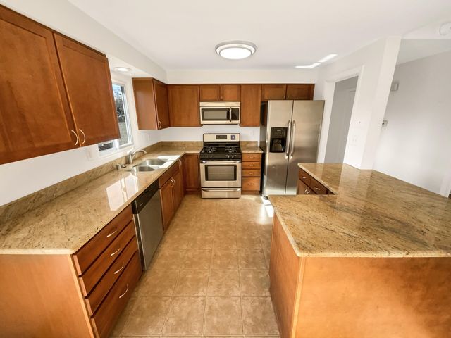 6400 Arvilla Avenue NE, Albuquerque, NM 87110