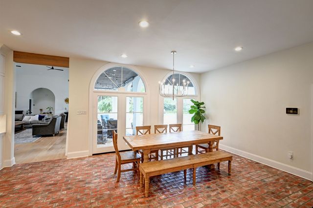 107 Cedar Tree Drive, Thibodaux, LA 70301