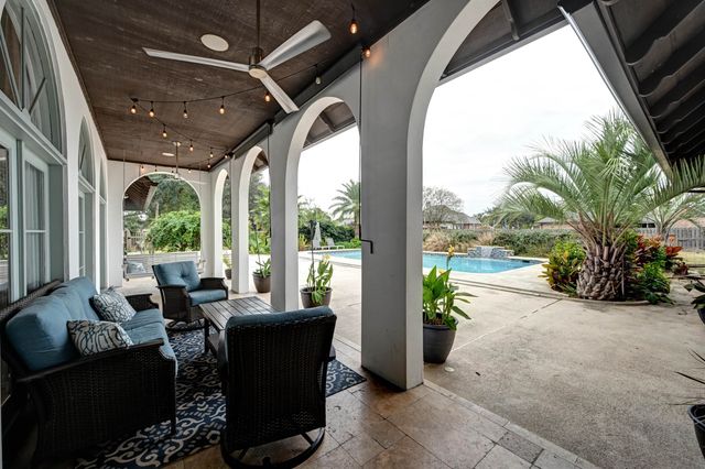 107 Cedar Tree Drive, Thibodaux, LA 70301