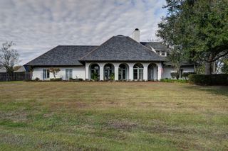 107 Cedar Tree Drive, Thibodaux, LA 70301
