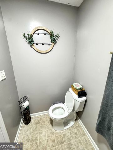 146 Henry Higgins Road, Jackson, GA 30233