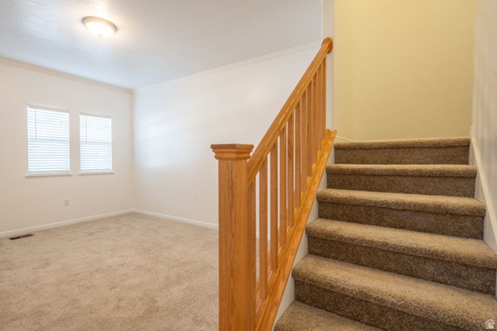 Image 14 of property listing at 13554 S BELLA MONTE DR, Draper, UT 84020