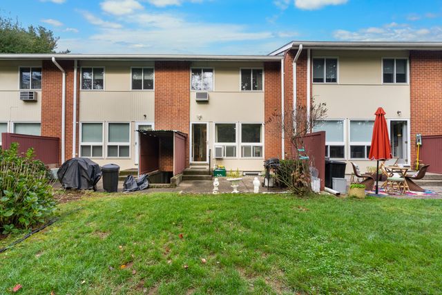 248 Centerbrook Road, Hamden, CT 06518