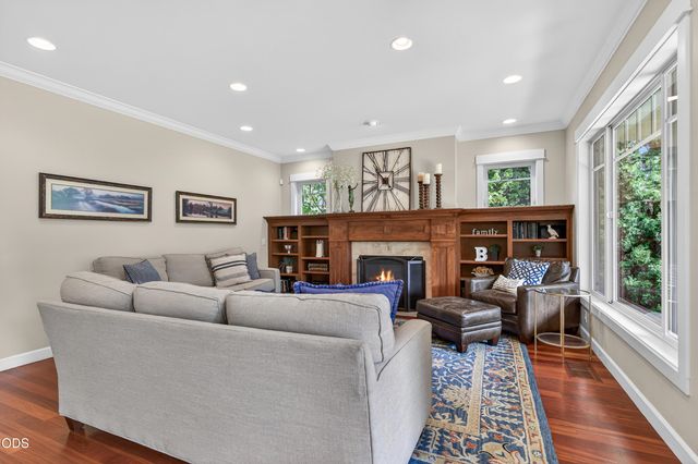 2630 Kerrisdale Ridge Drive, Medford, OR 97504