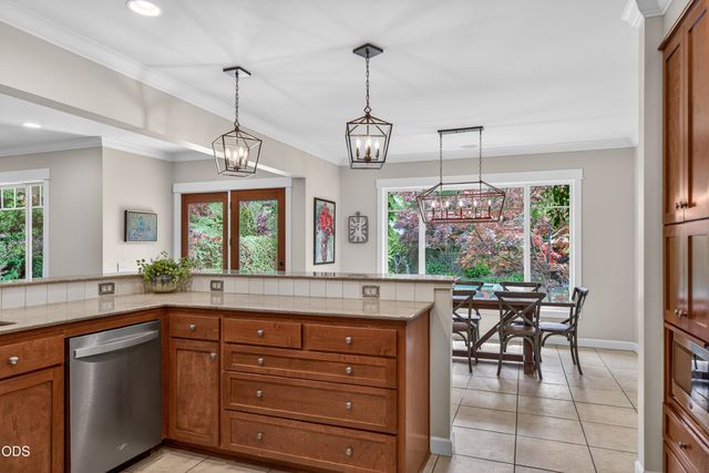 2630 Kerrisdale Ridge Drive, Medford, OR 97504